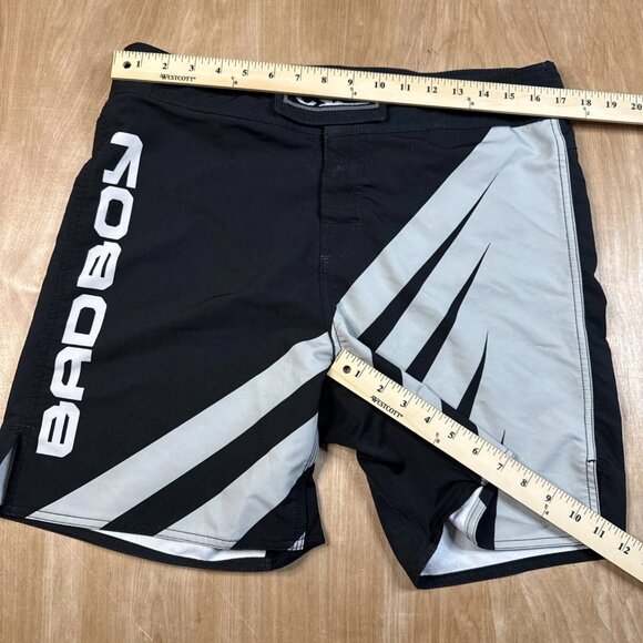Bad Boy Mens Black & Gray Training Series MMA Shorts Size Large - Picture 3 of 7